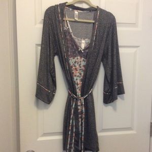 Pretty robe and nighty set by Nanette.